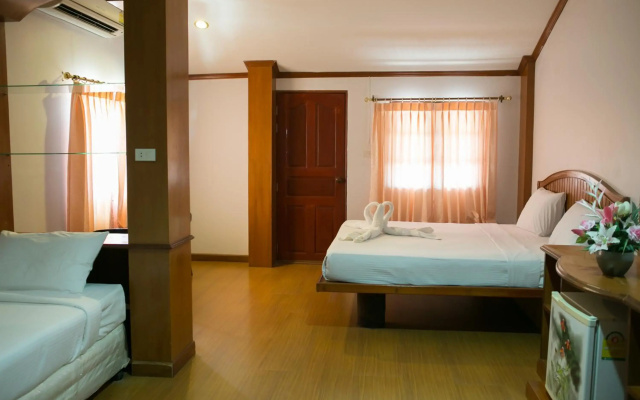 Haadrin Resort