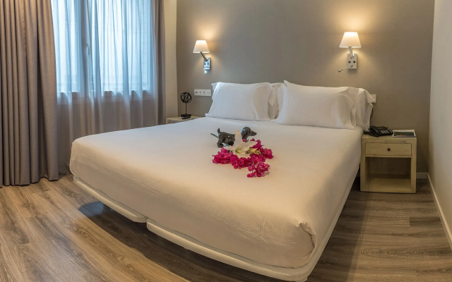 Bilbao City Center by abba Suites