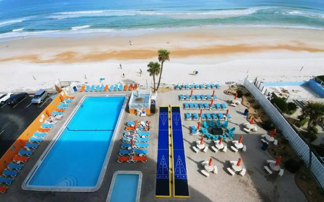 The Maverick Resort