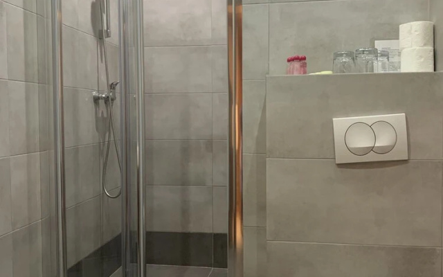 Hotel RED