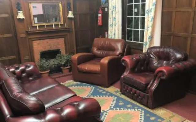 Lyttleton Lodge