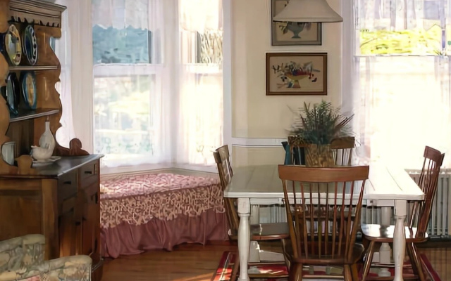 Harbor Heights - Five Bedroom Home