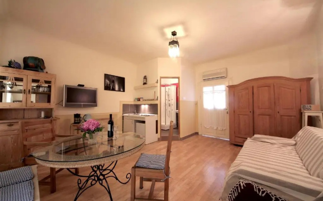 Guesthouse Lessi