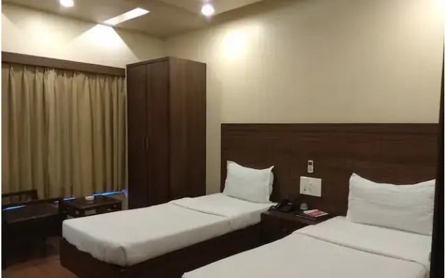 Majestic Annexe