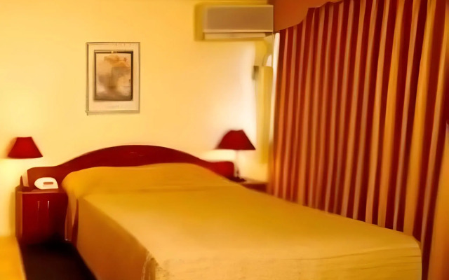 City Park Hotel