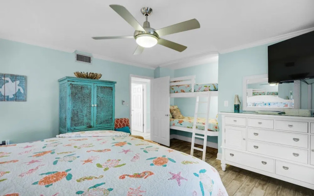 Shoreline Towers 3026 by RealJoy Vacations