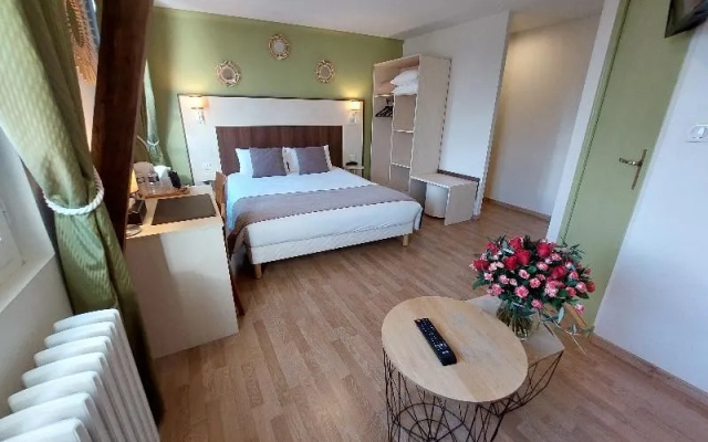 Logis Hotel Loire Hotel