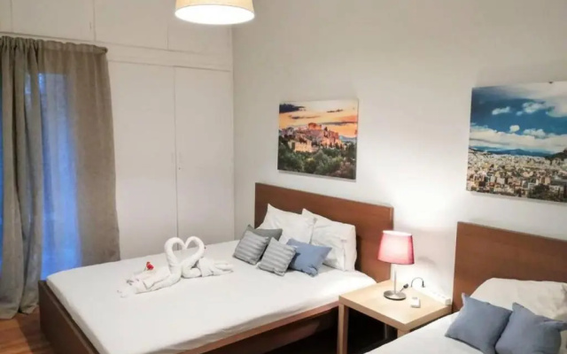 Comfortable Apartment in Acropolis