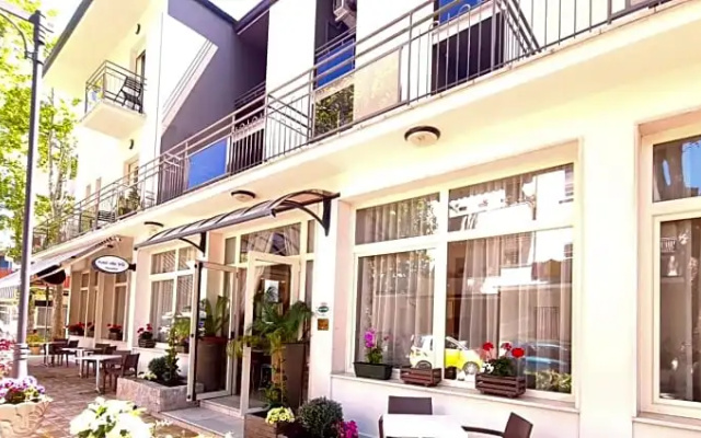 Hotel Villa Tina