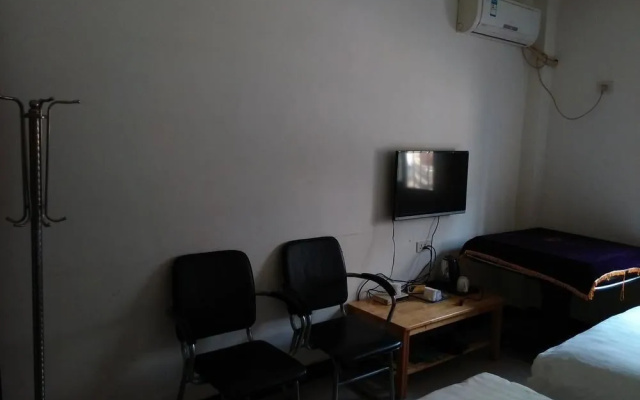 Fengqing Express Hotel