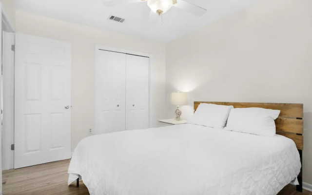 Beachwood Villas 1C- Woody's Beachwood