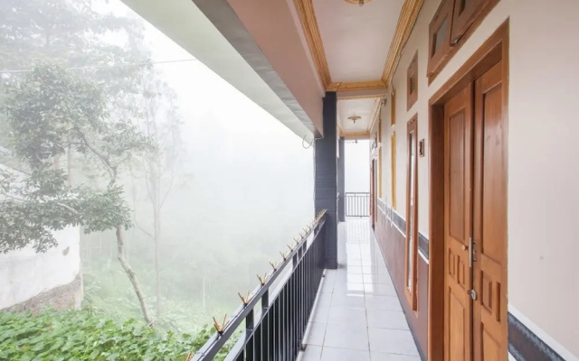 Reddoorz @ Bromo Tosari