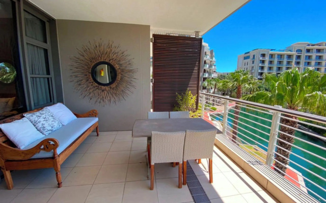 Mountain Marina Luxury Apartments