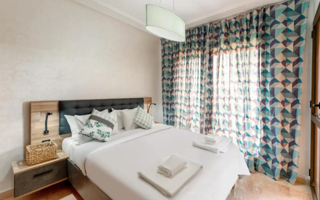 Luxury 3 bedrooms apartment with pool 100MBs wifi