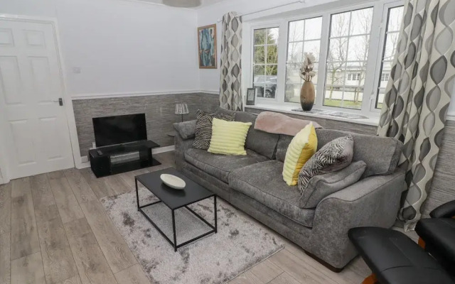 48 Gower Holiday Village