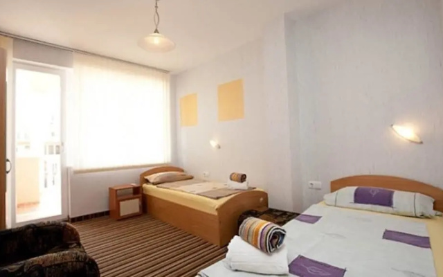 Aquarelle Hotel