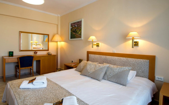 Syros Atlantis Hotel