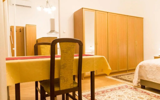 Authentic Klauzal Apartment