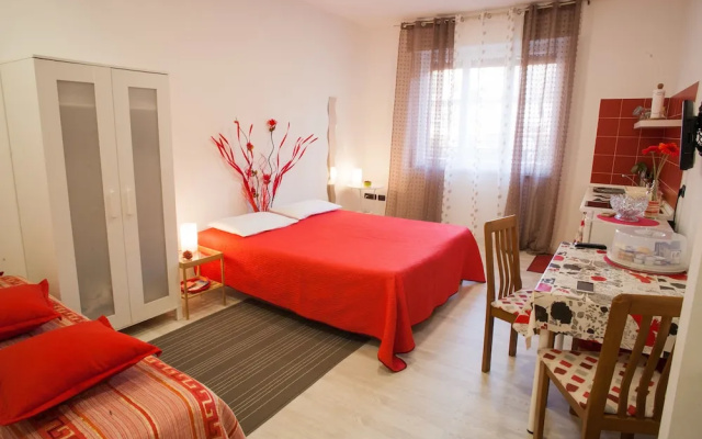 Malu Apartments