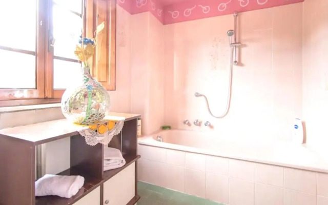 3 bedrooms house with enclosed garden and wifi at Gombitelli