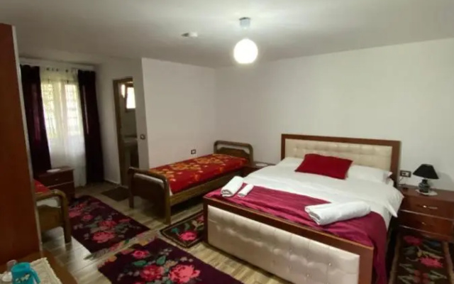Guesthouse Mehmeti