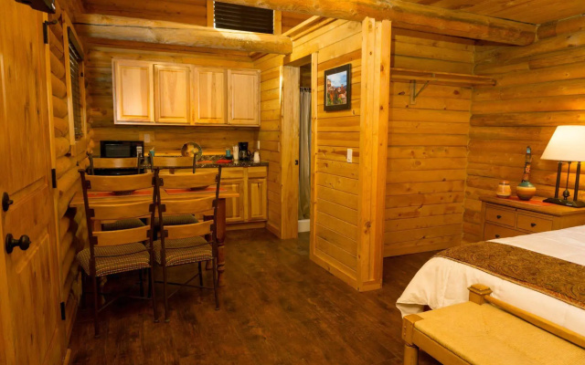 Red Canyon Village