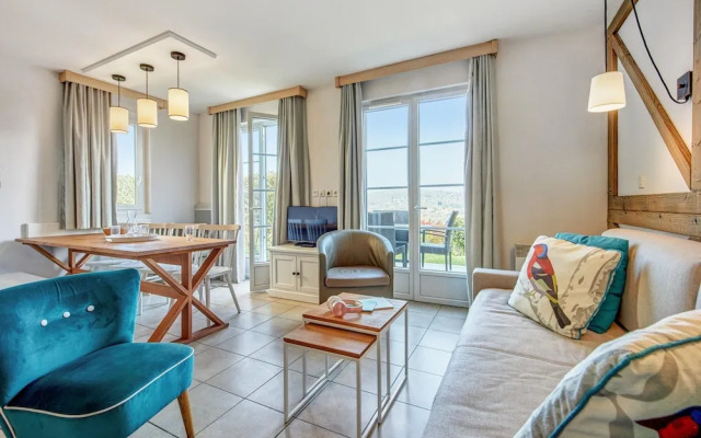 Luxe Normandy Duplex for 8 With Pool