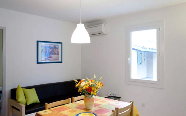 Holiday Home Le Mediterranée - AGL250