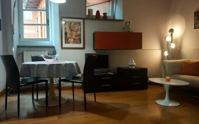 Gelsomino 1 apartment with lake view and beach
