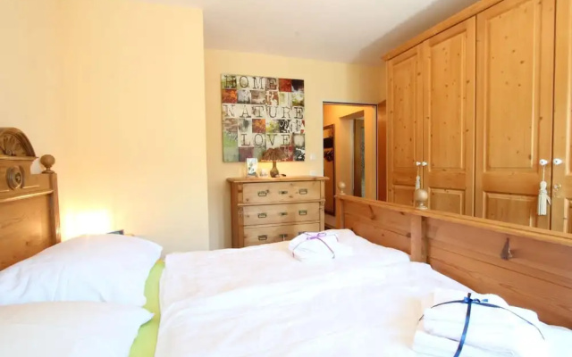 Apartment Niedernsill Near Ski Slopes