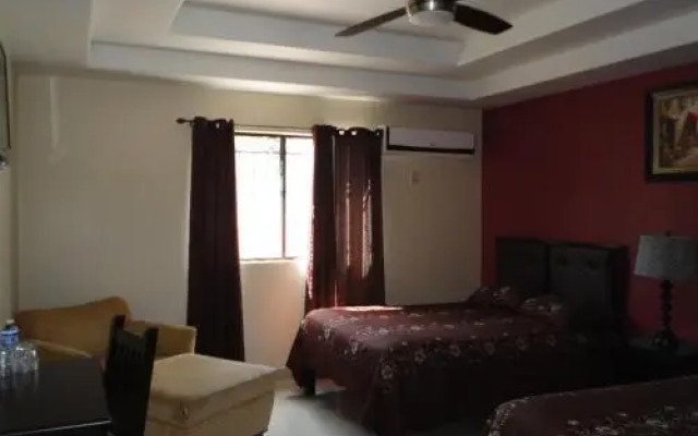 La Huerta Hotel