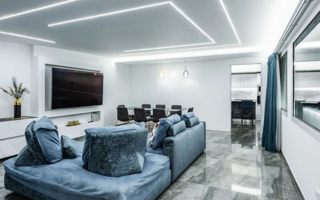 Azzurra Seaview House with Terrace