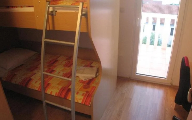 Apartments & Rooms Pierino