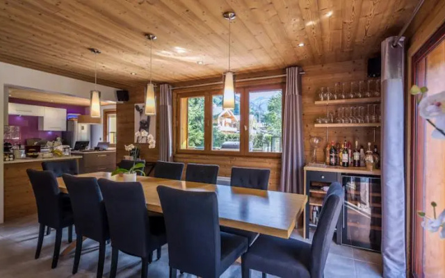 Chalet Twenty26