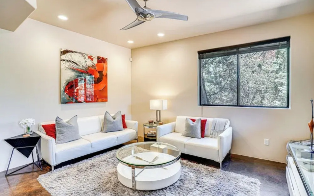 Mountain-view Patio: Sedona Suite Near Trails