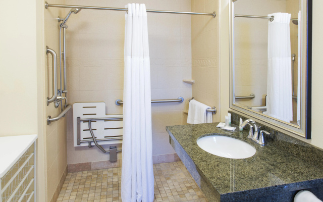Staybridge Suites Everett-Paine Field by IHG