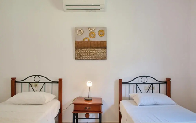 Villa-aris Stunning sea Views