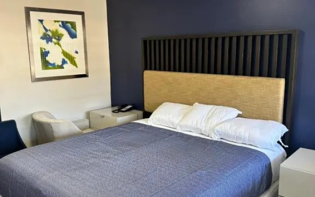 Economy 7 Inn Near Hampton University VA