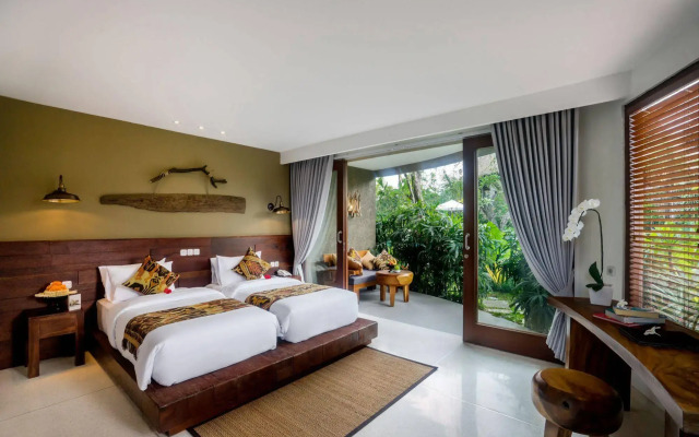 Honai Resort