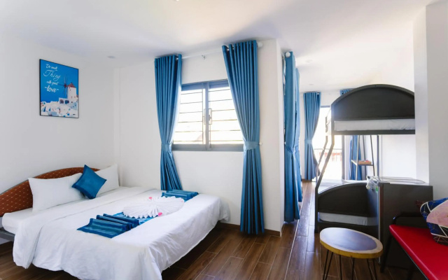 New World Hotel