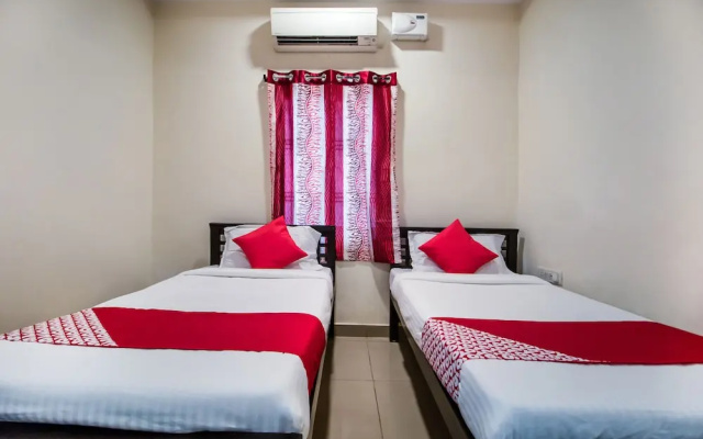 OYO 15739 Hotel Grand Brundavan