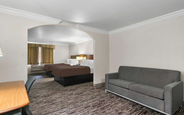 SureStay Plus by Best Western Benbrook Fort Worth