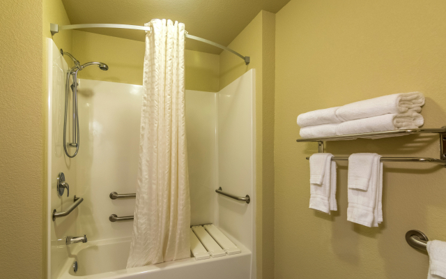 Cobblestone Inn & Suites - Lakin
