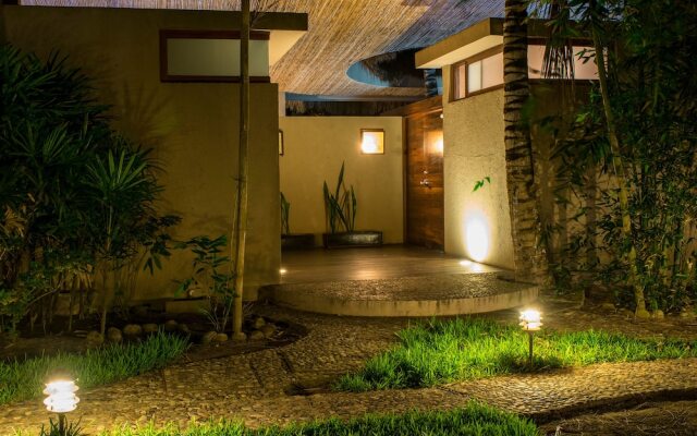 Отель Isla Tajín Beach & River Resort вид на фасад