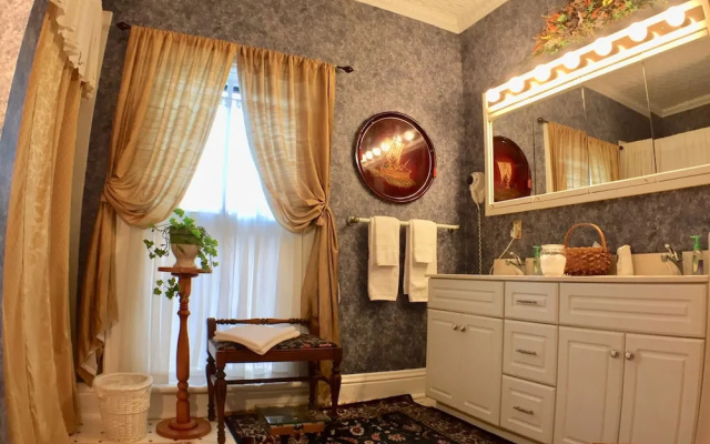 Thornton House Bed and Breakfast
