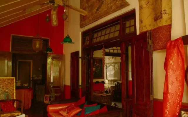 Hotel House of Arts