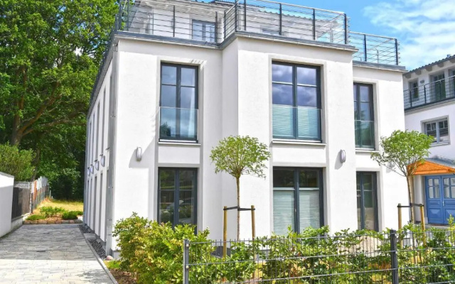 Villa "Levante" F659 Penthouse mit Kamin, Sauna, Seeblick