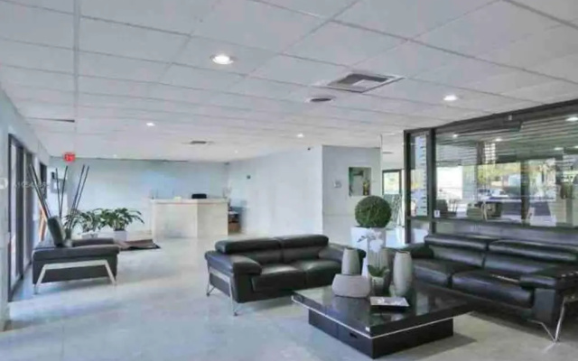 Fantastic Studio with Incredible Bay Views