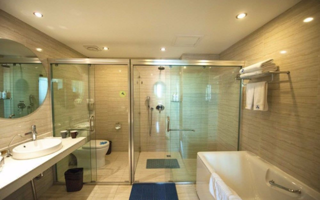 Luoyang Aviation Hotel