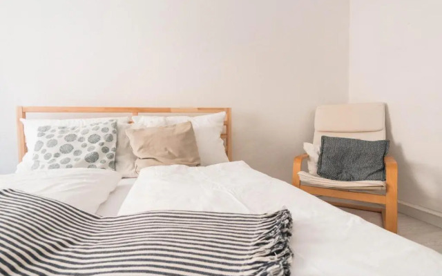 Gemutliche 45m² Wohnung Mit Netflix & Disney+